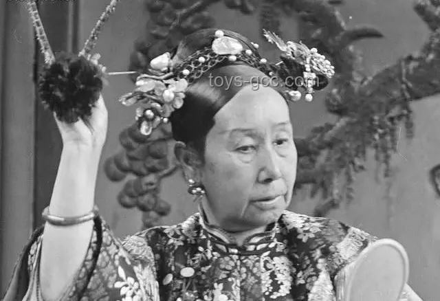 **慈禧年轻时唯一照片曝光！现存美国博物馆，一睹真容开眼了！**